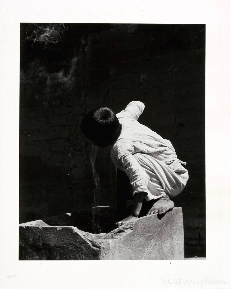Sed pública [Public Thirst], from Fifteen Photographs by Manuel